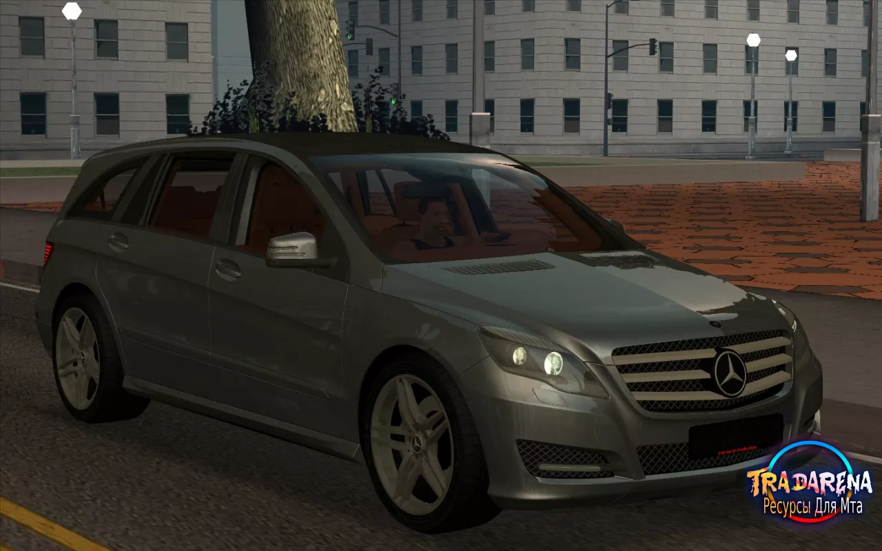 Mercedes-Benz R400